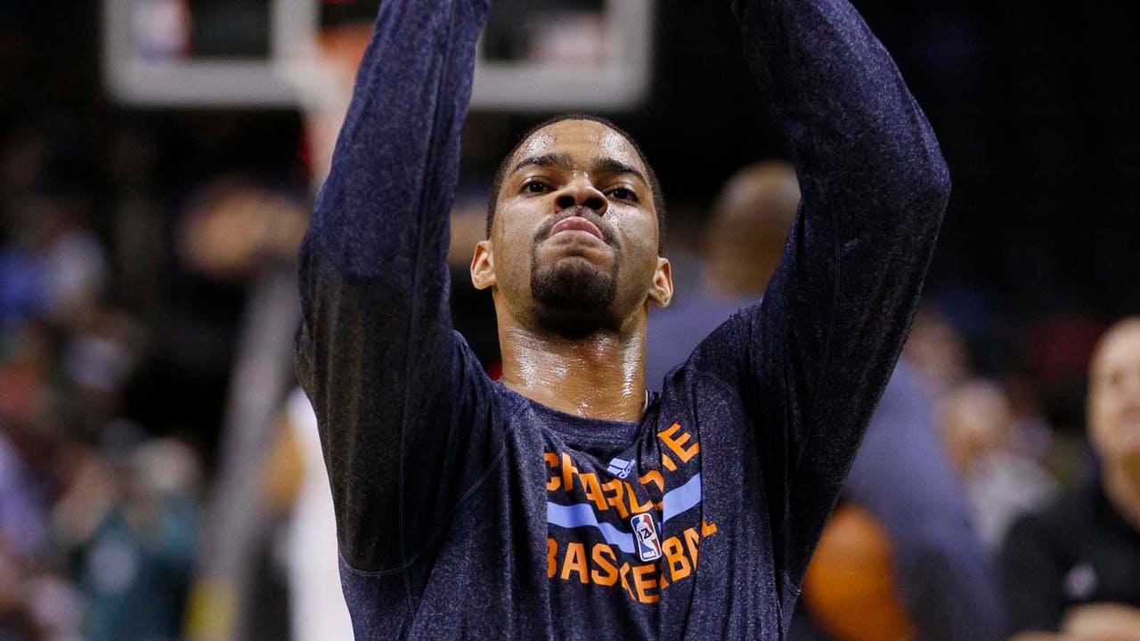 Neal: Post-trade comments not meant as blow to Bucks